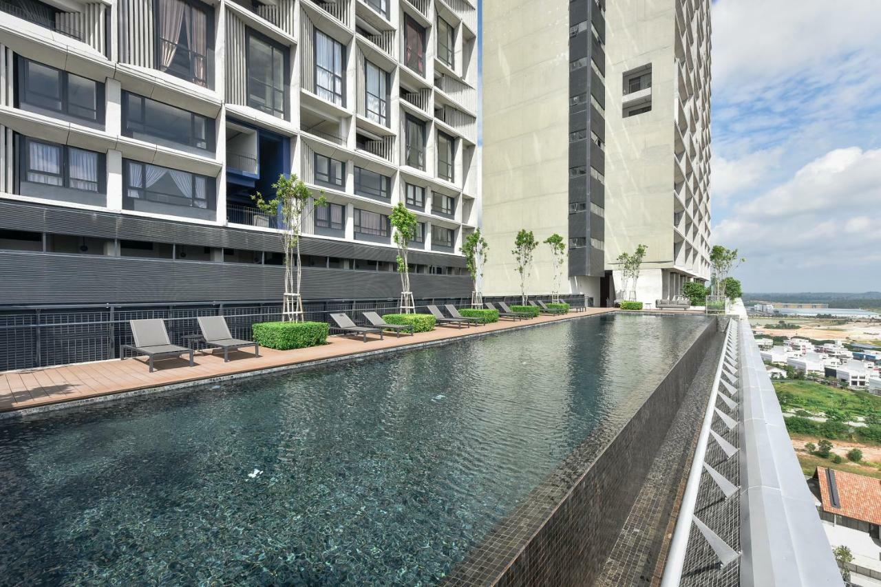 Tamarind Suites By Subhome Cyberjaya Exterior photo