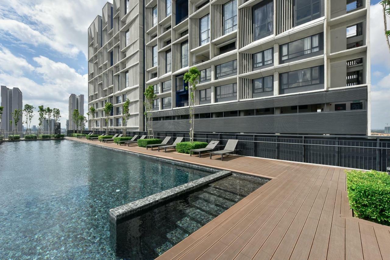 Tamarind Suites By Subhome Cyberjaya Exterior photo