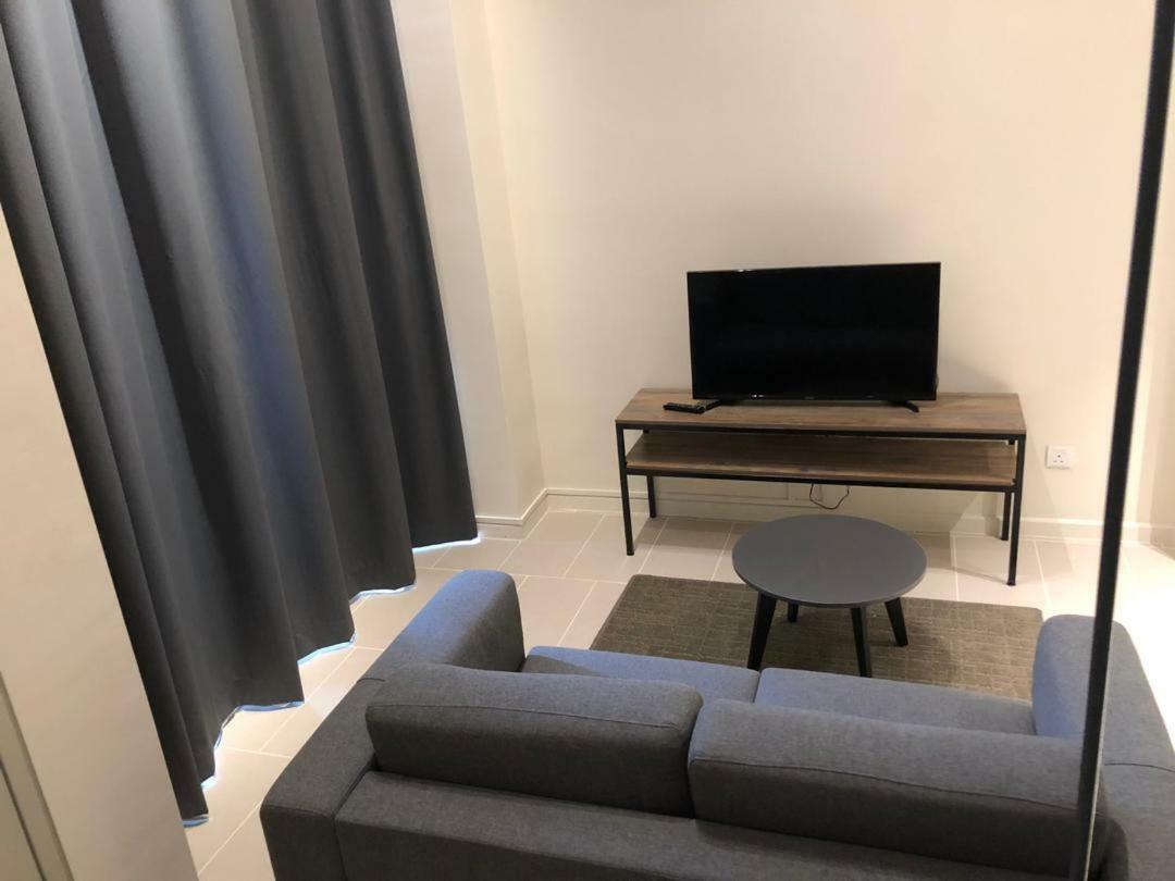 Tamarind Suites By Subhome Cyberjaya Exterior photo