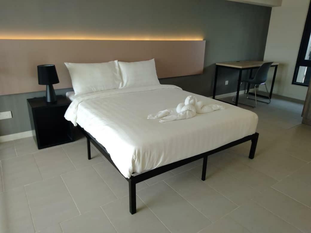 Tamarind Suites By Subhome Cyberjaya Exterior photo